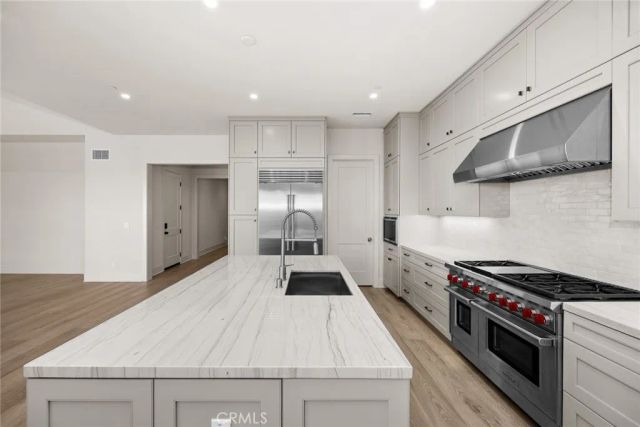 237 Pinnacle, Irvine, CA 92602