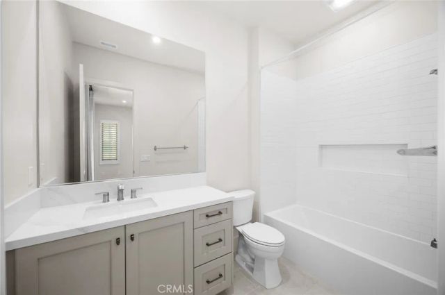 237 Pinnacle, Irvine, CA 92602