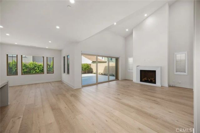 237 Pinnacle, Irvine, CA 92602