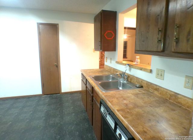 5914 Hidden Mist, San Antonio, TX 78250