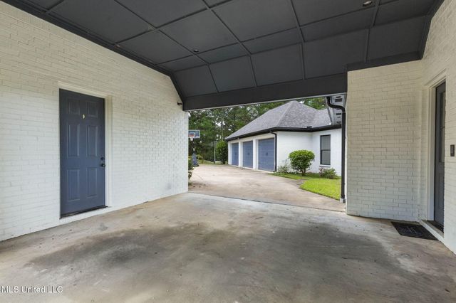131 Lakeshire Parkway, Canton, MS 39046
