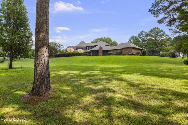 131 Lakeshire Parkway, Canton, MS 39046