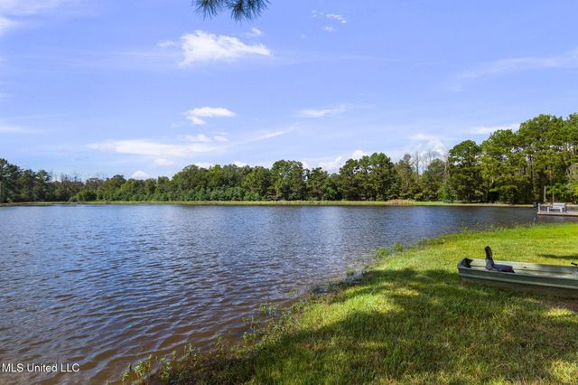131 Lakeshire Parkway, Canton, MS 39046