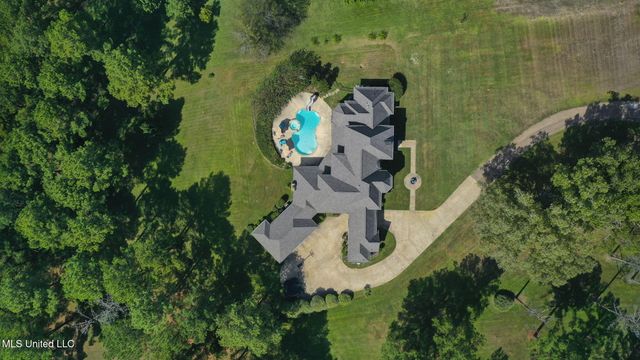 131 Lakeshire Parkway, Canton, MS 39046