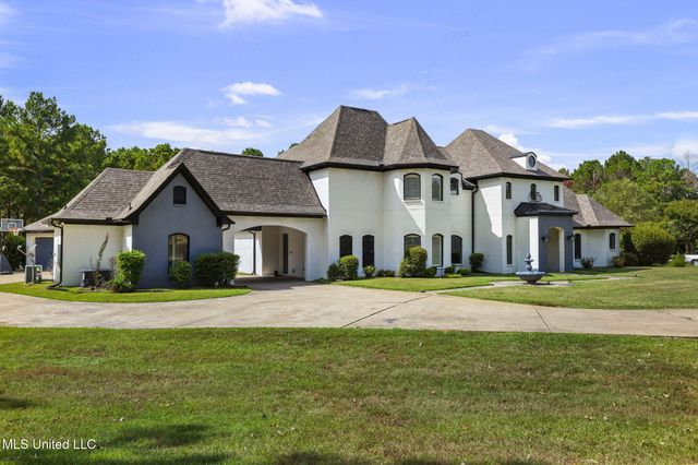 131 Lakeshire Parkway, Canton, MS 39046