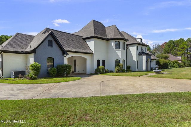 131 Lakeshire Parkway, Canton, MS 39046