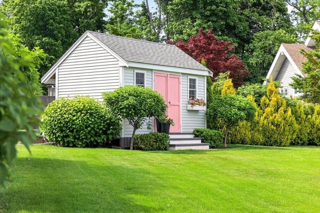 50 Kimball Beach Rd, Hingham, MA 02043