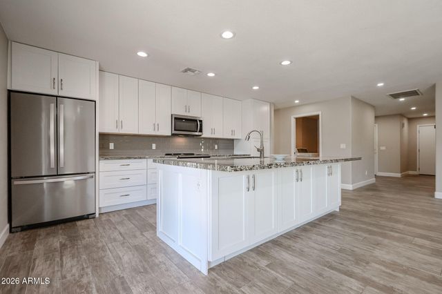 9623 E MINNESOTA Avenue, Sun Lakes, AZ 85248