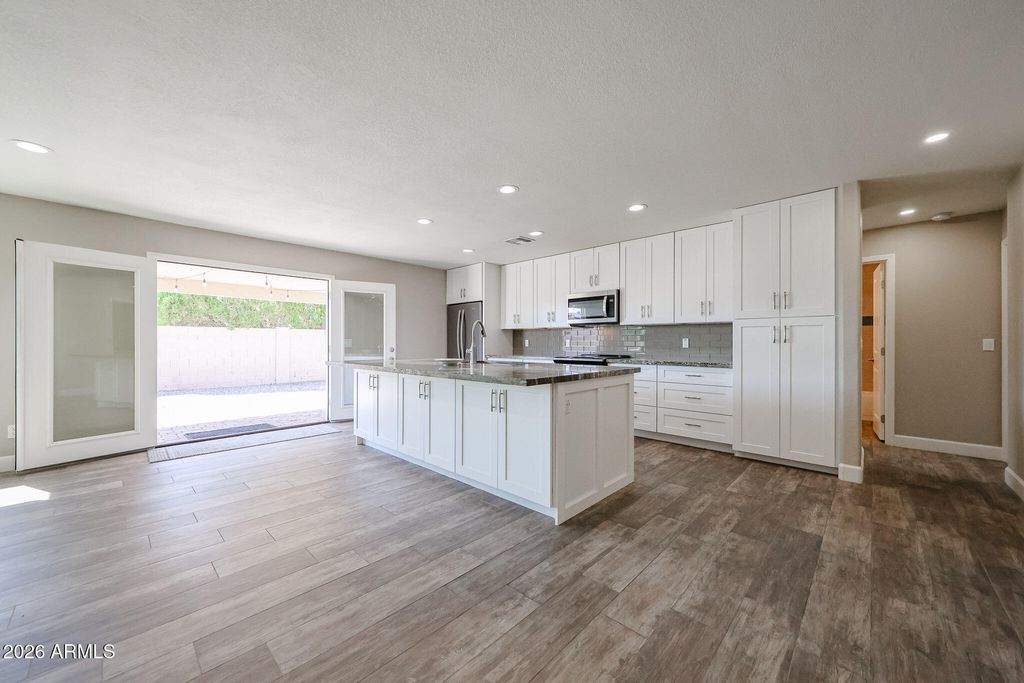 9623 E MINNESOTA Avenue, Sun Lakes, AZ 85248