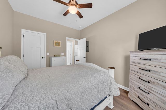 404 Cedar Ln, Tullahoma, TN 37388