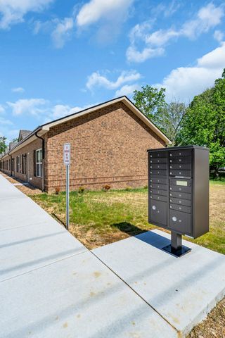 404 Cedar Ln, Tullahoma, TN 37388