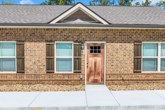 404 Cedar Ln, Tullahoma, TN 37388