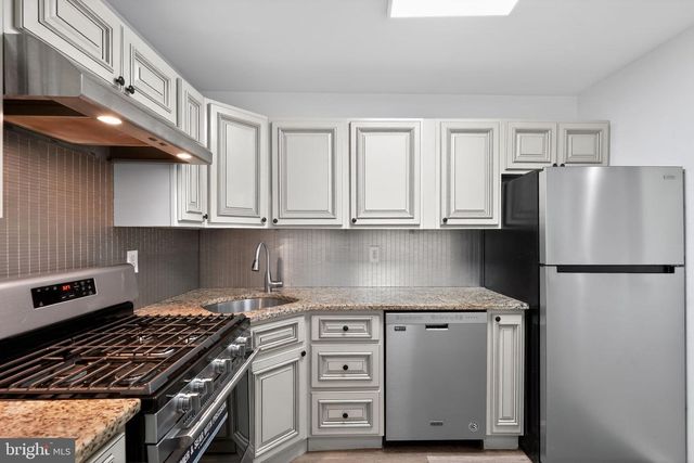 303 DOVE CT, Lumberton, NJ 08048