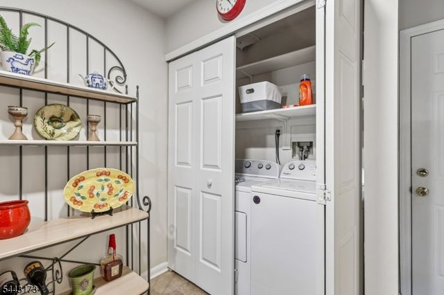 31 Chicopee Dr, Montgomery Twp., NJ 08540