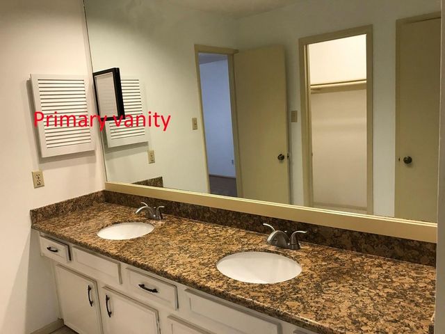 2906 Green Fields Drive, Sugar Land, TX 77479