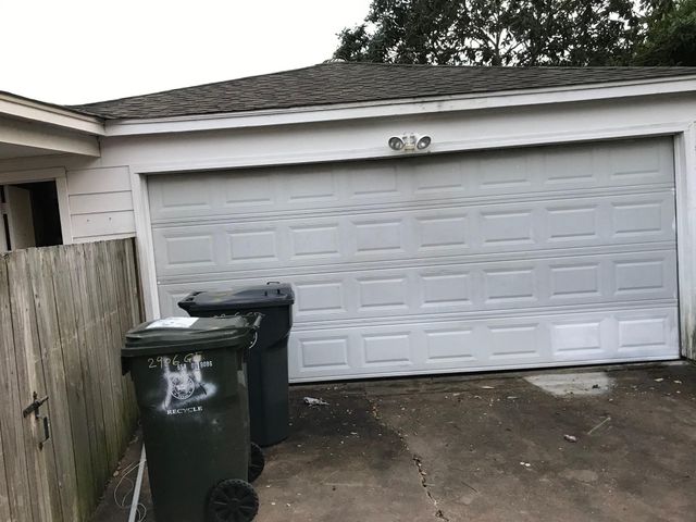 2906 Green Fields Drive, Sugar Land, TX 77479