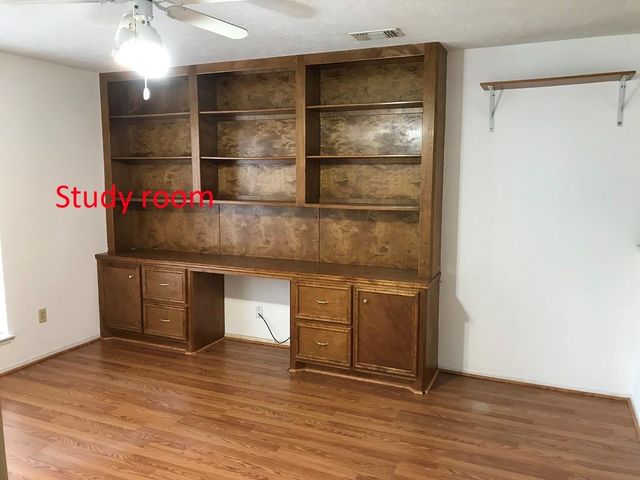 2906 Green Fields Drive, Sugar Land, TX 77479