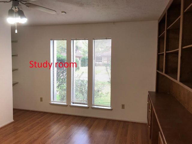 2906 Green Fields Drive, Sugar Land, TX 77479