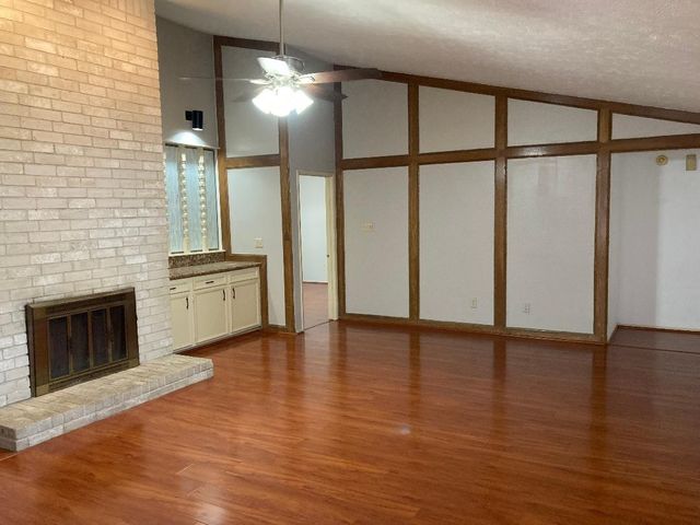 2906 Green Fields Drive, Sugar Land, TX 77479