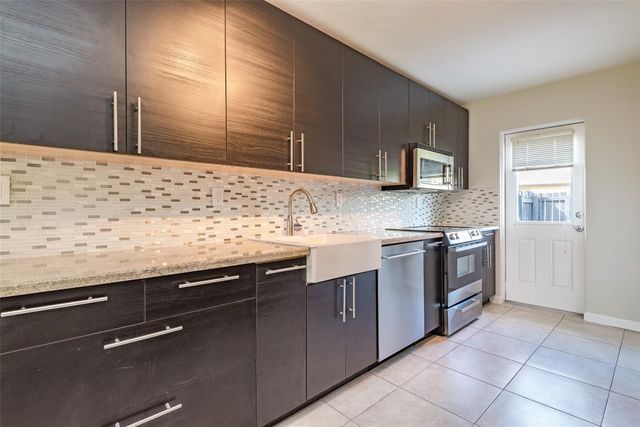 101 SW 2nd Avenue, Boca Raton, FL 33432