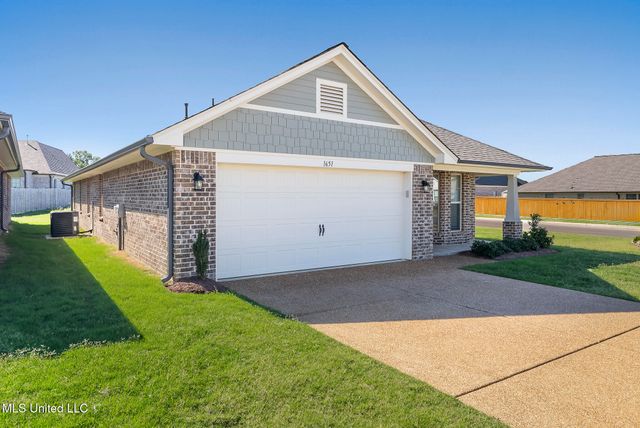 1651 Cambria Drive, Southaven, MS 38671