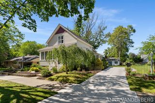 31 W 28th Street, Holland City, MI 49423