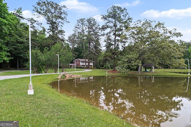 525 Lawshe Road, Senoia, GA 30276