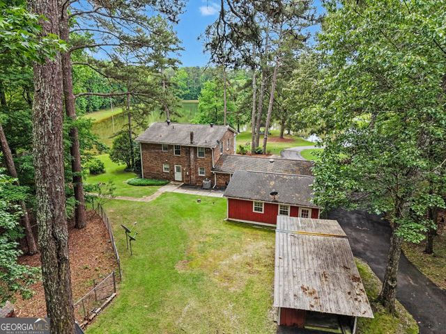 525 Lawshe Road, Senoia, GA 30276