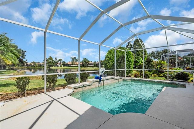 6393 ROOKERY CIRCLE, Bradenton, FL 34203