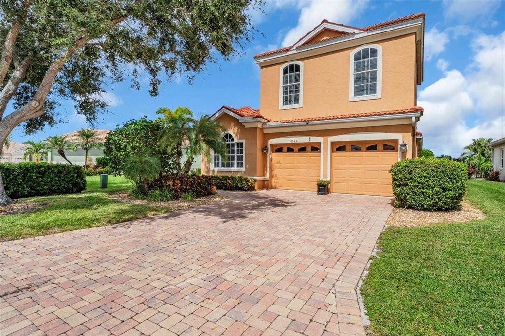 6393 ROOKERY CIRCLE, Bradenton, FL 34203