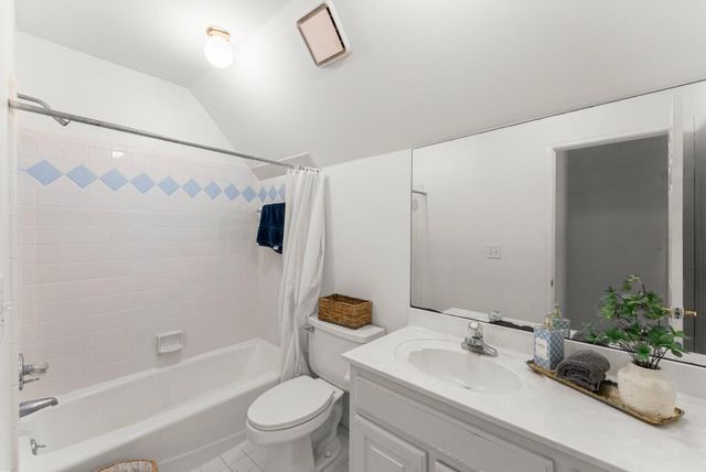 1430 Roanoke Trace, Grayson, GA 30017