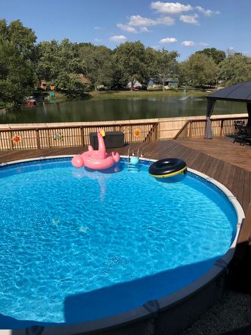532 Iroquois Street, Schererville, IN 46375