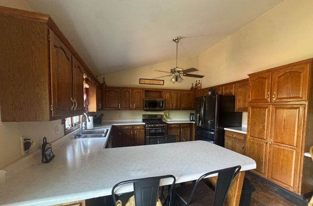 532 Iroquois Street, Schererville, IN 46375