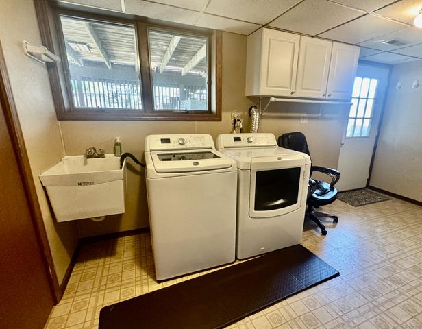 532 Iroquois Street, Schererville, IN 46375