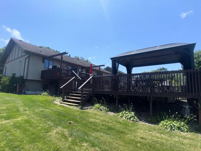 532 Iroquois Street, Schererville, IN 46375