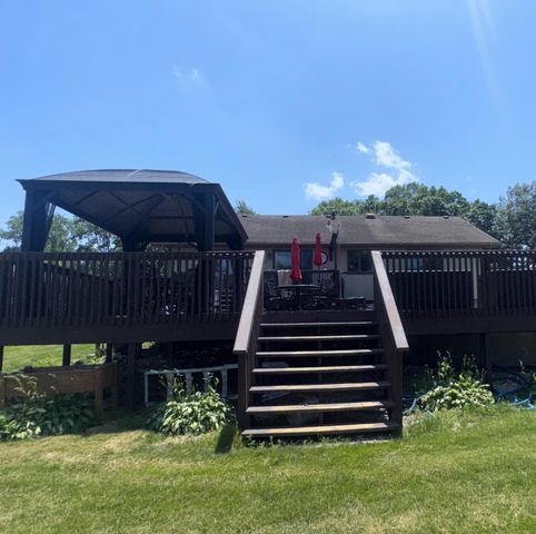 532 Iroquois Street, Schererville, IN 46375
