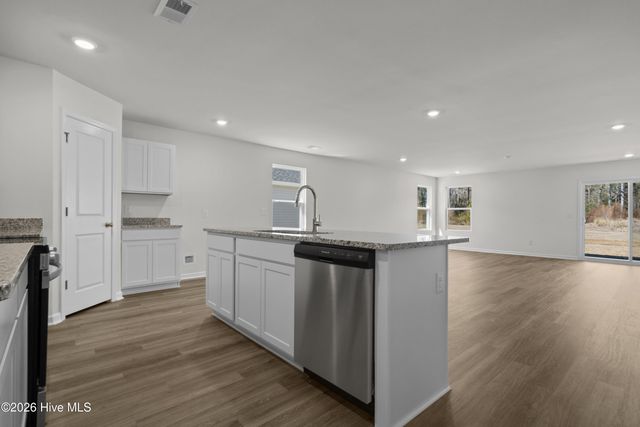 7099 Woodline Drive SW, Sunset Beach, NC 28468