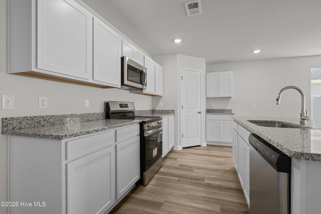 7099 Woodline Drive SW, Sunset Beach, NC 28468