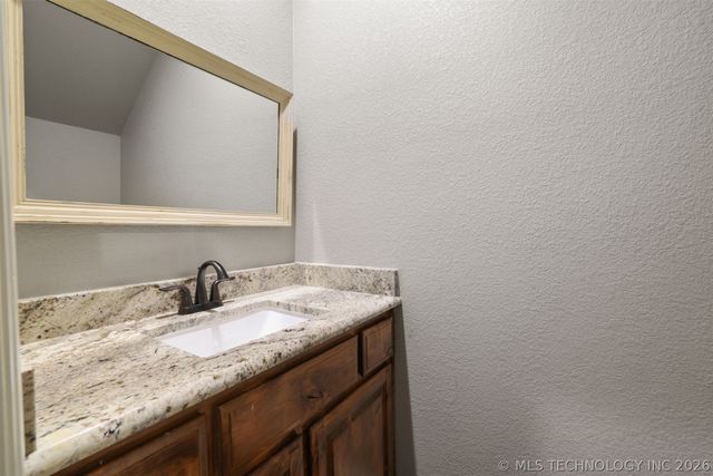 777 Sterret, Calera, OK 74730