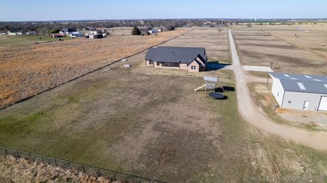 777 Sterret, Calera, OK 74730