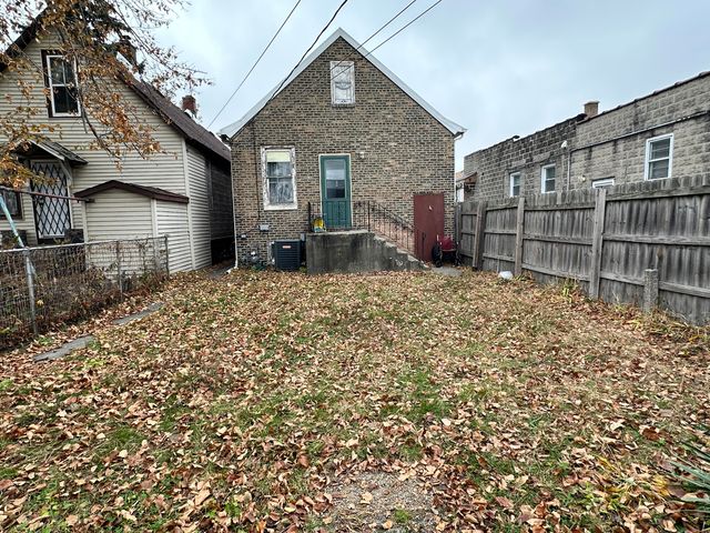 4835 Northcote Avenue, East Chicago, IN 46312