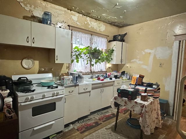 4835 Northcote Avenue, East Chicago, IN 46312