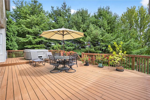 120 Hidden Oak Drive, Adams Twp, PA 16046