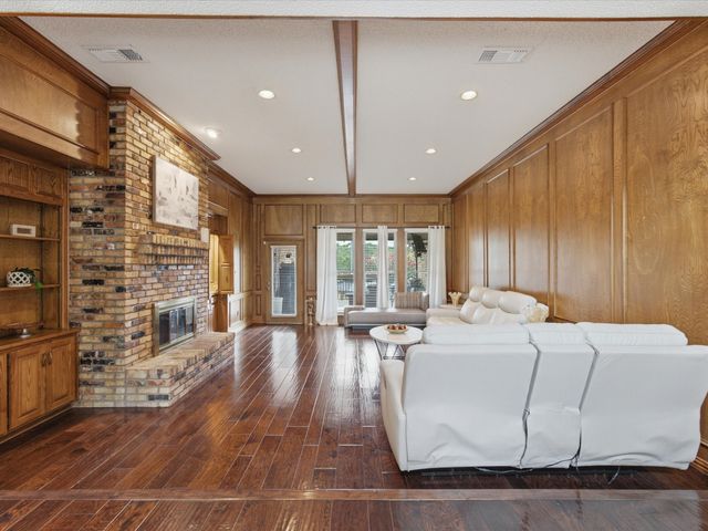 3701 Waycross Court, Arlington, TX 76016