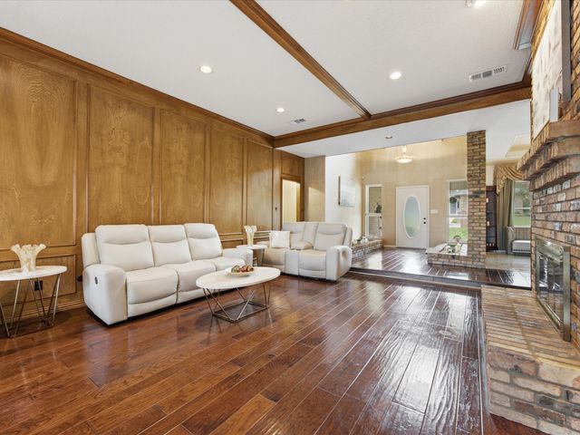 3701 Waycross Court, Arlington, TX 76016