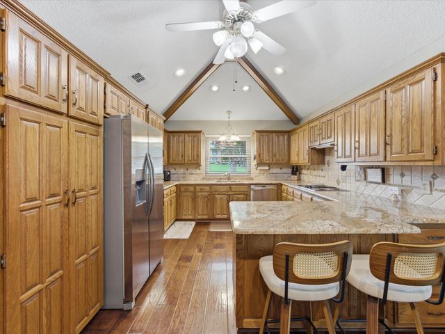 3701 Waycross Court, Arlington, TX 76016