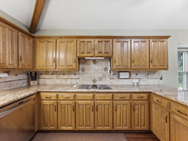 3701 Waycross Court, Arlington, TX 76016