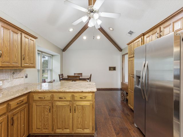 3701 Waycross Court, Arlington, TX 76016