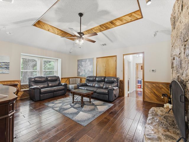 3701 Waycross Court, Arlington, TX 76016