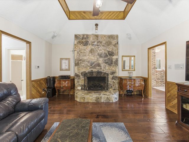 3701 Waycross Court, Arlington, TX 76016